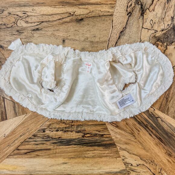 18 Months, Baby Cat & Jack , Ivory/White Faux Fur Sweater Cape with Satin Bow - Picture 5 of 6